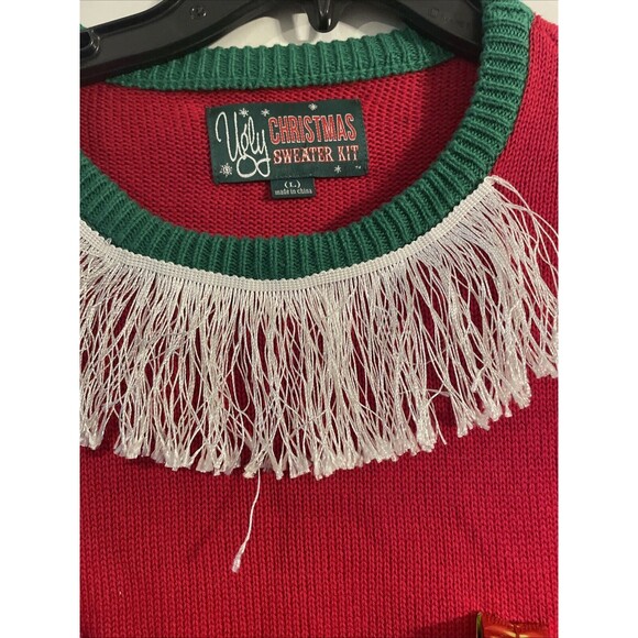 Women’s Ugly Christmas Holiday Green Red White Ugly Sweater Size Large - Picture 3 of 5